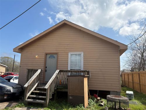 122 Gulls Cut S, Baytown, TX, 77523-9789 | Card Image