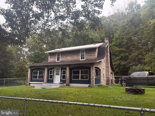 720 W Locust St, CLEARFIELD, PA, 16830-1639 | Card Image