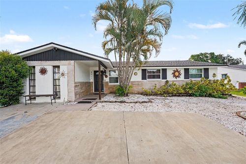 8911 113th St, SEMINOLE, FL, 33772-2826 | Card Image