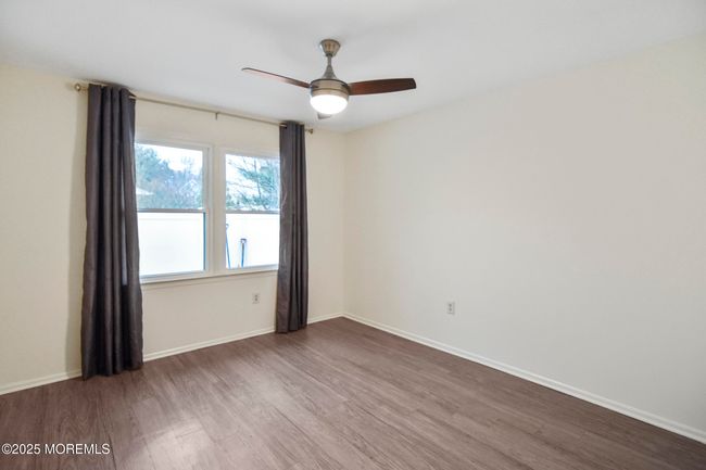 318 Crawford St, Condo with 2 bedrooms, 1 bathrooms and 27 parking in Eatontown NJ | Image 8