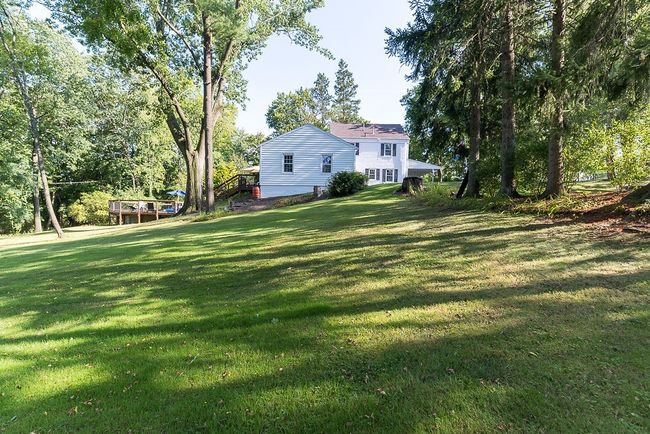1701 Beaver Grade Rd, House other with 4 bedrooms, 3 bathrooms and 2 parking in Coraopolis PA | Image 14