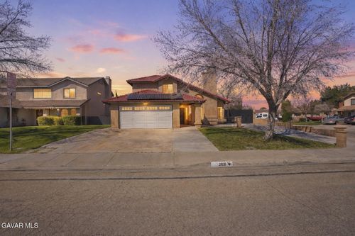 3021 W Avenue J4, Lancaster, CA, 93536-1004 | Card Image