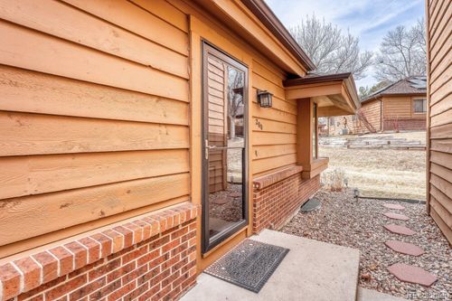 200 S Dearborn Cir, Aurora, CO, 80012-1528 | Card Image