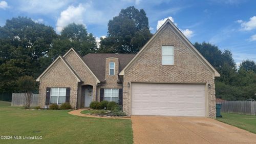 903 Falcon Street, Senatobia, MS, 38668 | Card Image