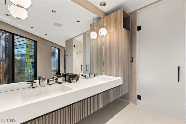 2406 - 3750 Las Vegas Blvd S, Home with 2 bedrooms, 3 bathrooms and null parking in Las Vegas NV | Image 25