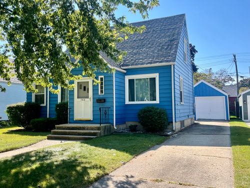 7812 21st Ave, Kenosha, WI, 53143-5823 | Card Image