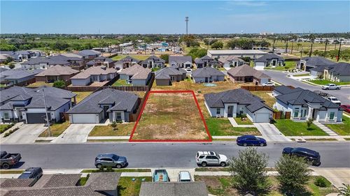 1314 Frente Al Mar, Weslaco, TX, 78596-4401 | Card Image