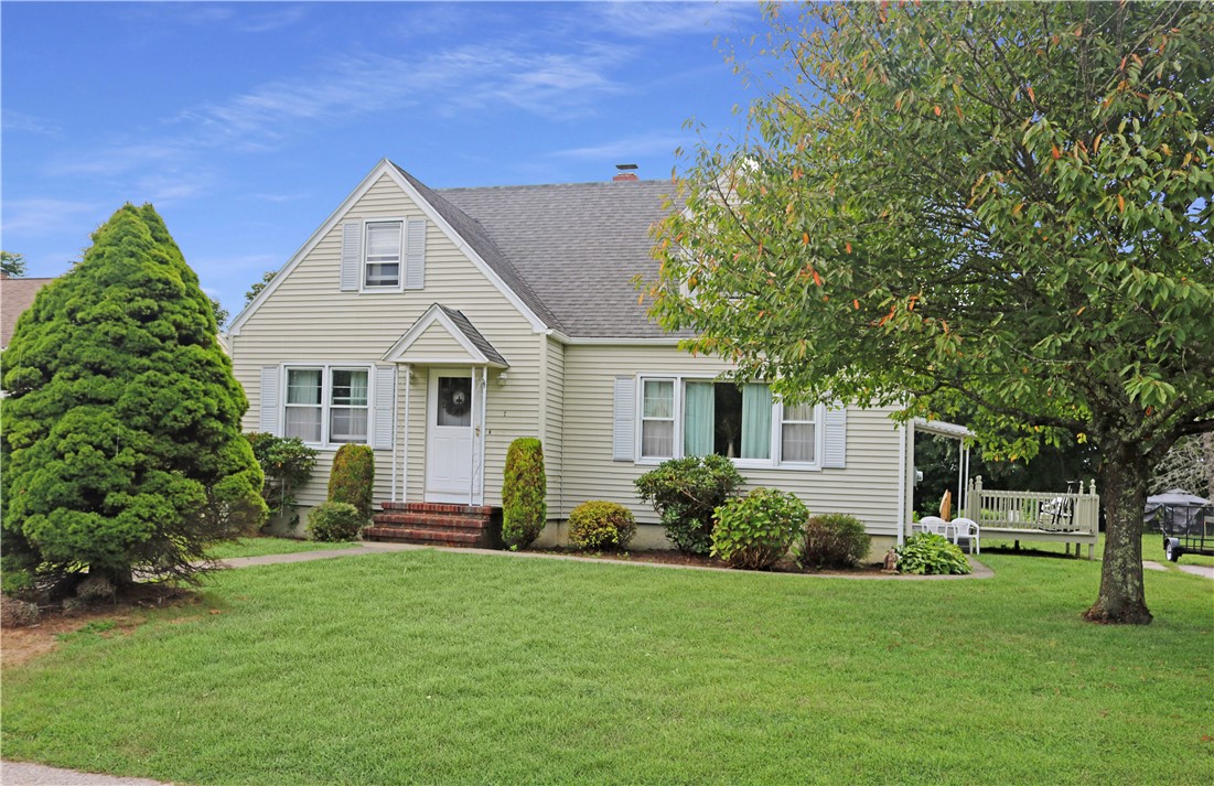 Marriott Ave, Westerly, RI 02891