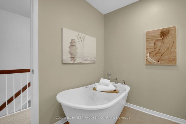 1648 Locksley Lane, Condo with 2 bedrooms, 2 bathrooms and 1 parking in Gloucester ON | Image 32