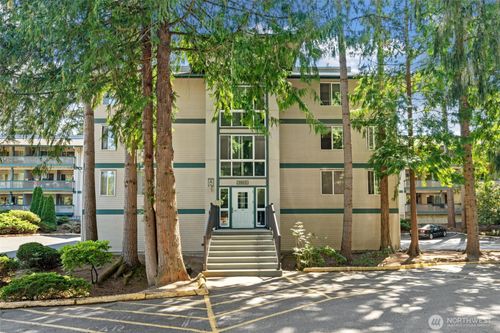 apt-a204-5620 200th St Sw, Lynnwood, WA, 98036-6266 | Card Image