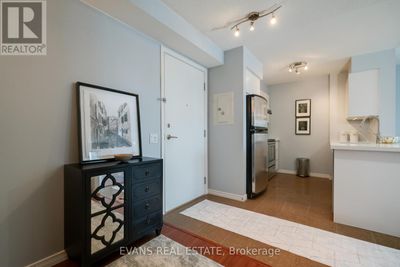 516 - 61 Heintzman St, Condo with 2 bedrooms, 1 bathrooms and null parking in Toronto ON | Image 2