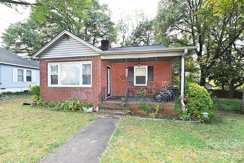 614 S Ashe Ave, Newton, NC, 28658-3433 | Card Image