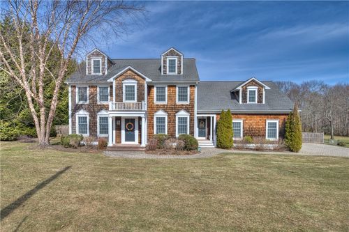 154 Lincoln Ave, Barrington, RI, 02806-2341 | Card Image