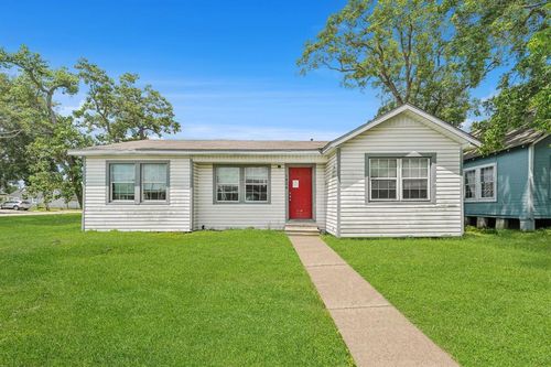 1026 W 5th St, Freeport, TX, 77541-5416 | Card Image