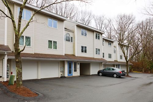 apt-l-700 East St, Walpole, MA, 02081-3634 | Card Image