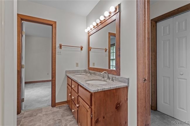 Full bath with double vanity and a closet | Image 21
