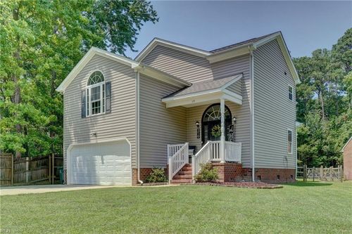 319 Little Florida Rd, Poquoson, VA, 23662-2123 | Card Image