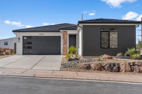 1089 E Coyote Crest Dr, Washington, UT, 84780-3767 | Card Image