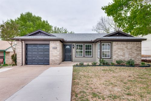 10025 Lone Eagle Dr, Fort Worth, TX, 76108-4107 | Card Image