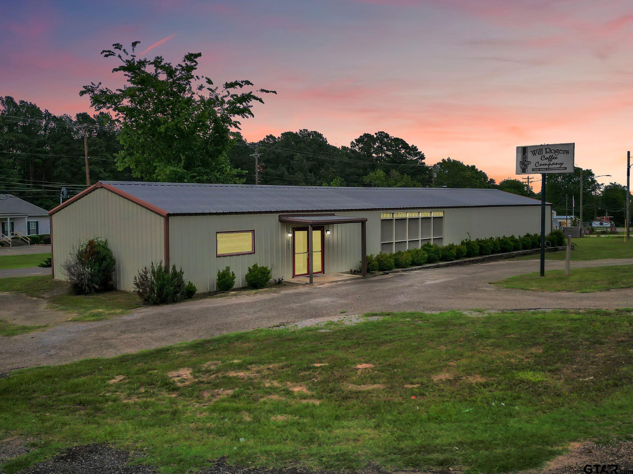 Commercial Sale in Hawkins