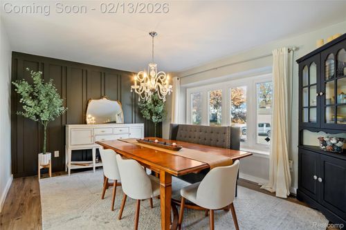 42085 Banbury Rd, Northville, MI, 48168-2361 | Card Image