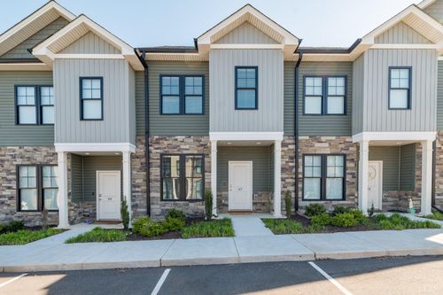 97 English Commons Dr, Lynchburg, VA, 24501-4807 | Card Image