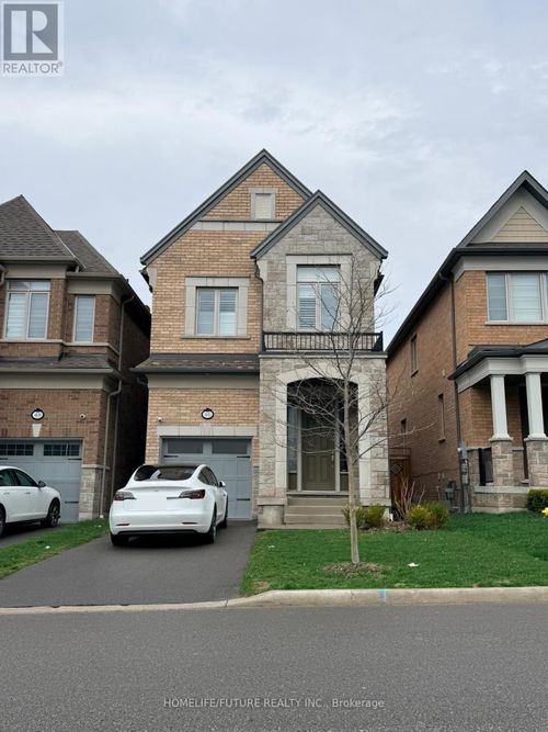 46 Gillivary Drive, Whitby, ON, L1P0C9 | Card Image
