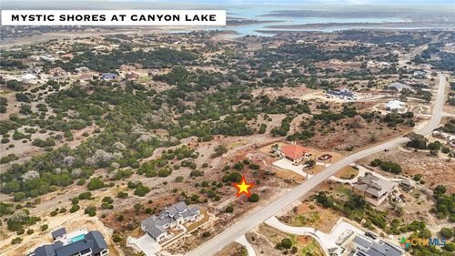 949 Mystic Pkwy, Spring Branch, TX, 78070-5519 | Card Image