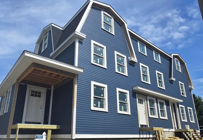 APT-3 - 9 Swan St, Condo with 3 bedrooms, 3 bathrooms and 2 parking in Beverly MA | Image 8