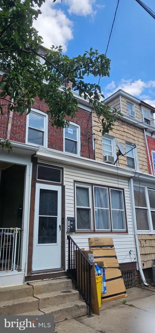 140 Cleveland Ave, Trenton, NJ, 08609-1604 | Card Image