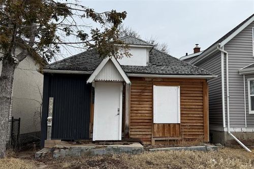 283 Bowman Ave, Winnipeg, MB, R2K1P1 | Card Image
