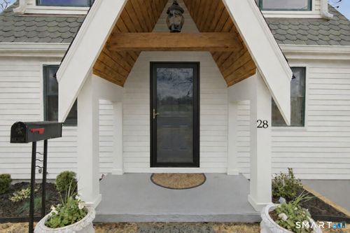 28 Silvermine Ave, Norwalk, CT, 06850-2000 | Card Image