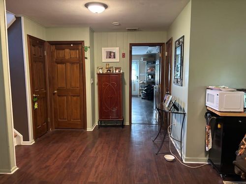 130 Spring St, Goshen, NY, 10924-1837 | Card Image