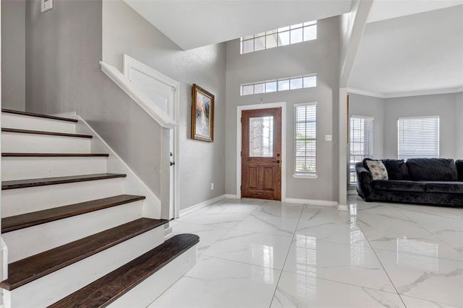 Entry way | Image 4