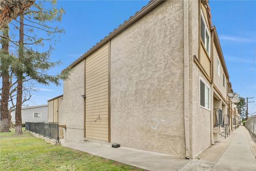 14-5195 Walnut Ave, Chino, CA, 91710-2597 | Card Image