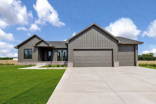 336 N Fielding St, Derby, KS, 67037-7817 | Card Image