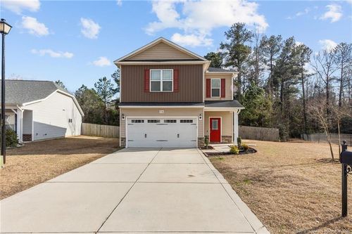 716 Roanoke Dr, Raeford, NC, 28376-9154 | Card Image
