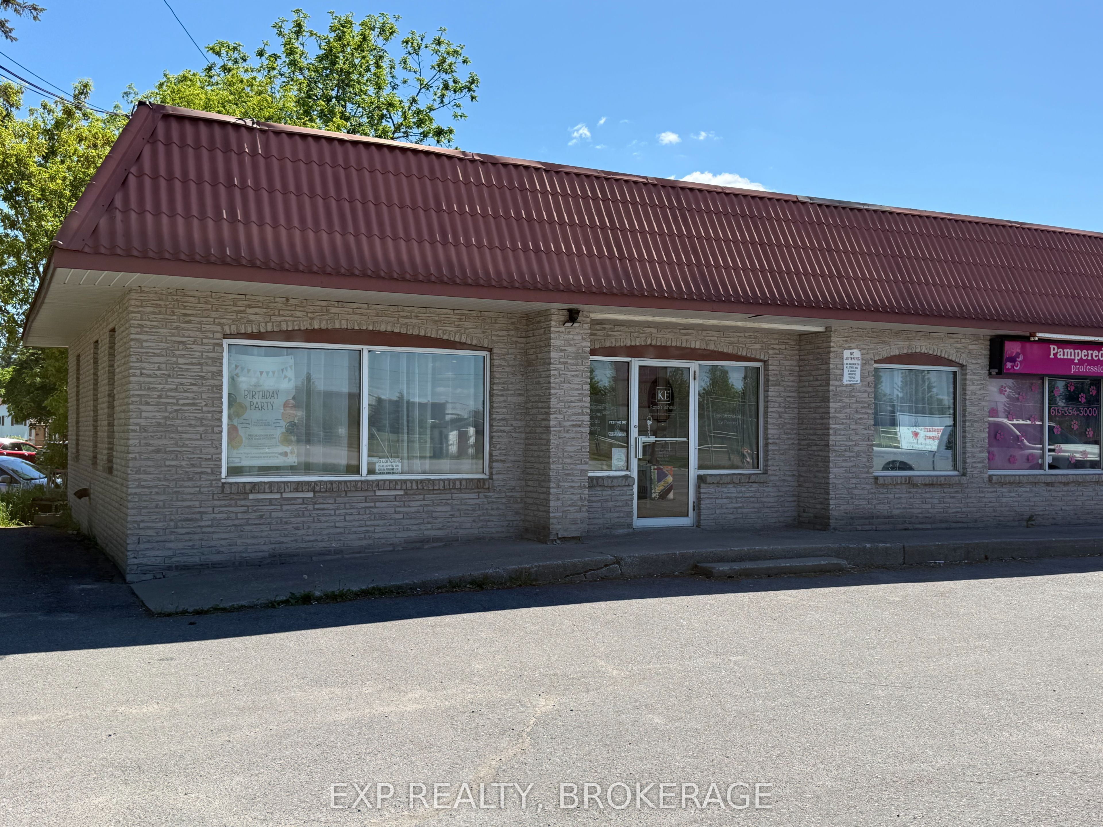 Commercial Sale in Greater Napanee 4