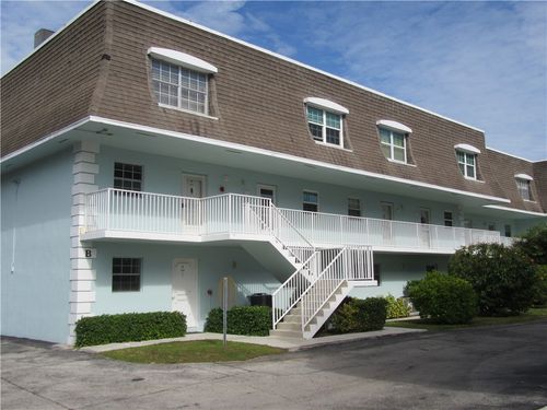 apt-b207-1901 Indian River Blvd, Vero Beach, FL, 32960-5249 | Card Image