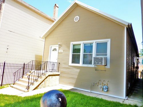 4555 S Halsted St, Chicago, IL, 60609-3413 | Card Image