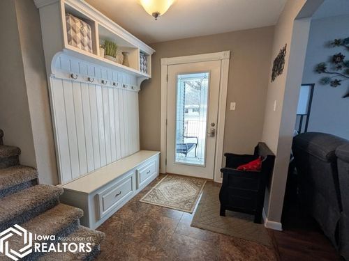 12615 133rd St, Burlington, IA, 52601-8785 | Card Image