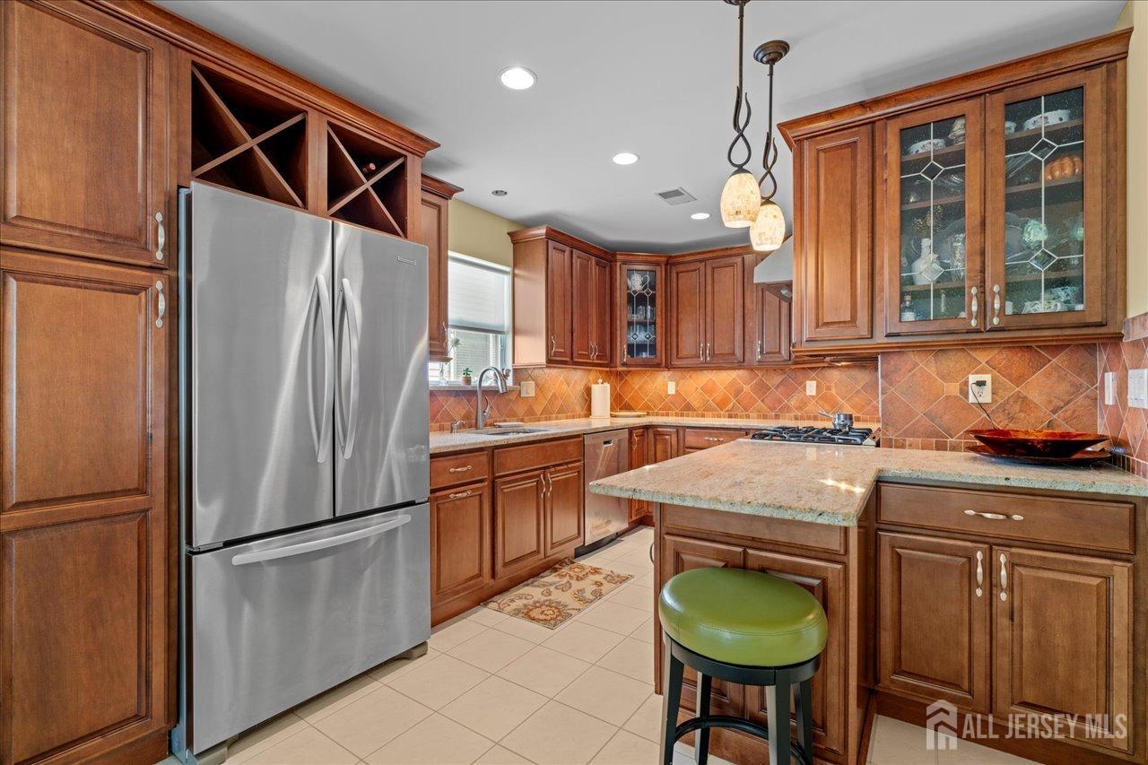 Harrow Ln, Freehold, NJ 07728