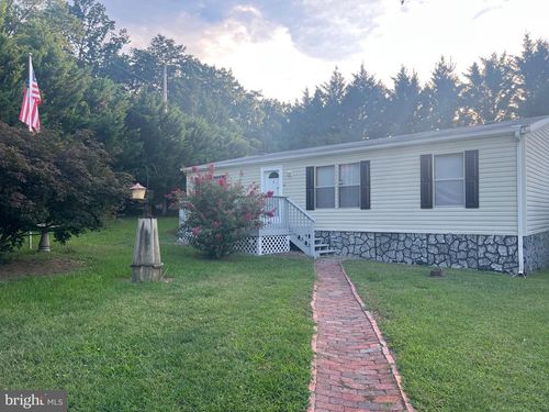 42 Champion Court, MARTINSBURG, WV, 25404 | Card Image