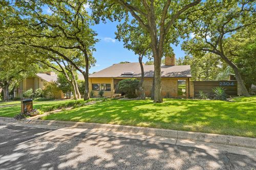 2304 Oak Forest Ct, Arlington, TX, 76012-4203 | Card Image