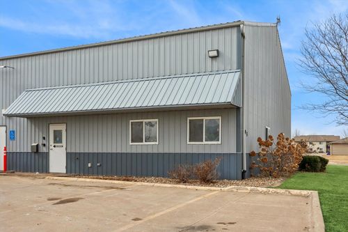 995 238th, North Liberty, IA, 52317 | Card Image