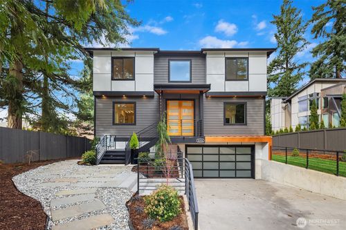 12226 Ne 70th St, Kirkland, WA, 98033-8541 | Card Image