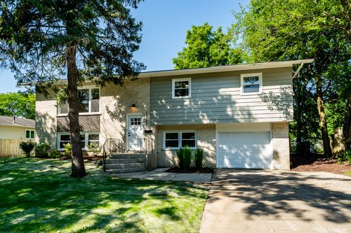 16736 Beverly Ave, Tinley Park, IL, 60477-2951 | Card Image