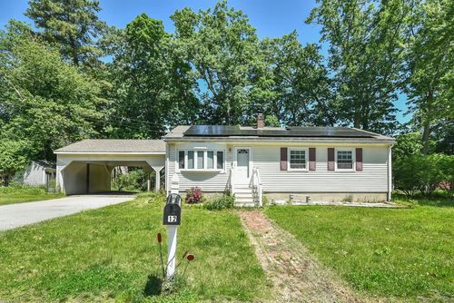 12 Henry St, Salem, NH, 03079-2536 | Card Image