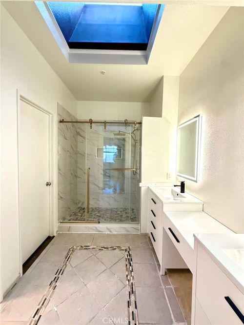 32 Carlsbad Ln, Aliso Viejo, CA, 92656-6075 | Card Image