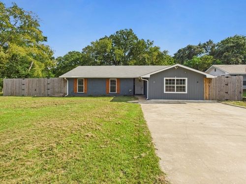 200 Holmes St, Palestine, TX, 75803-6806 | Card Image